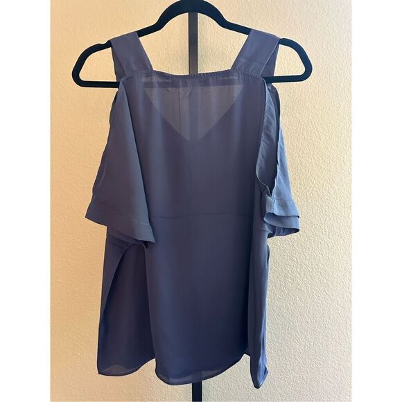 Bundle Revolve Krisa Los Angeles Cold Shoulder Tops Size XS - Picture 6 of 10